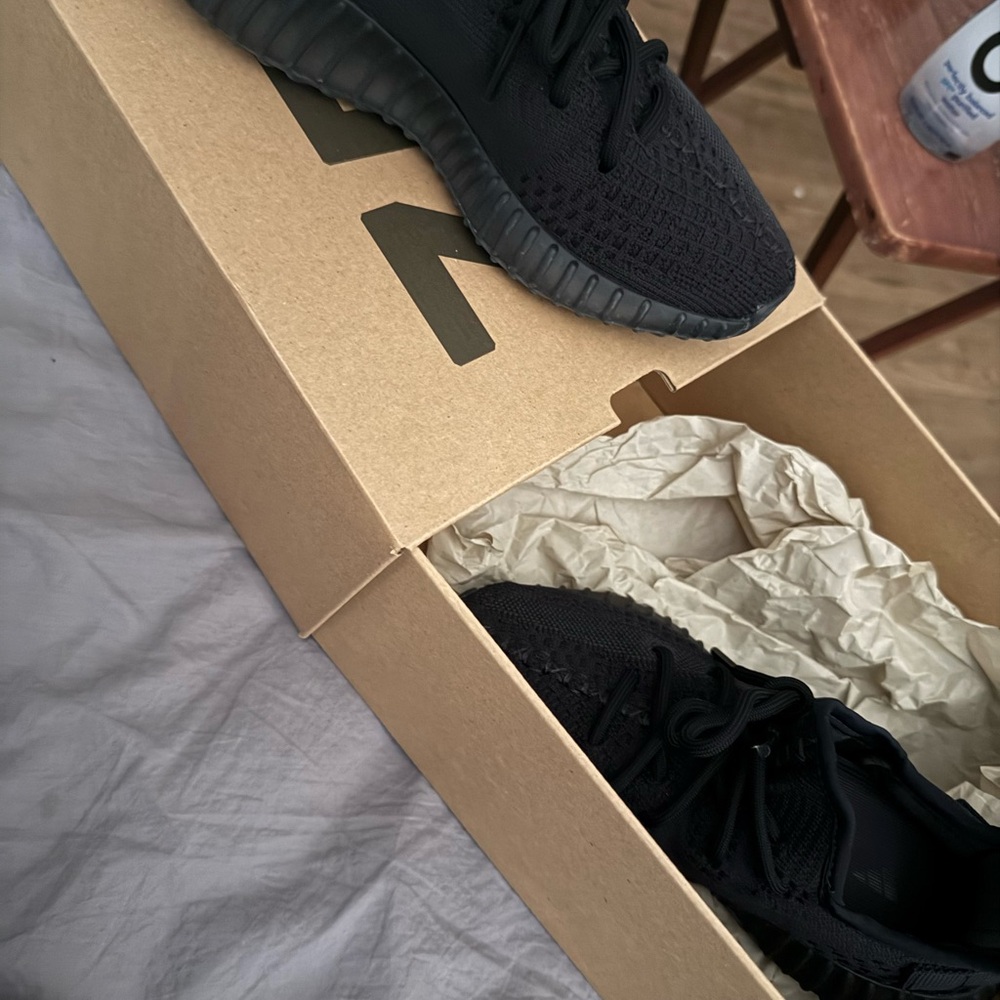 adidas Men's Black Knit Sneakers